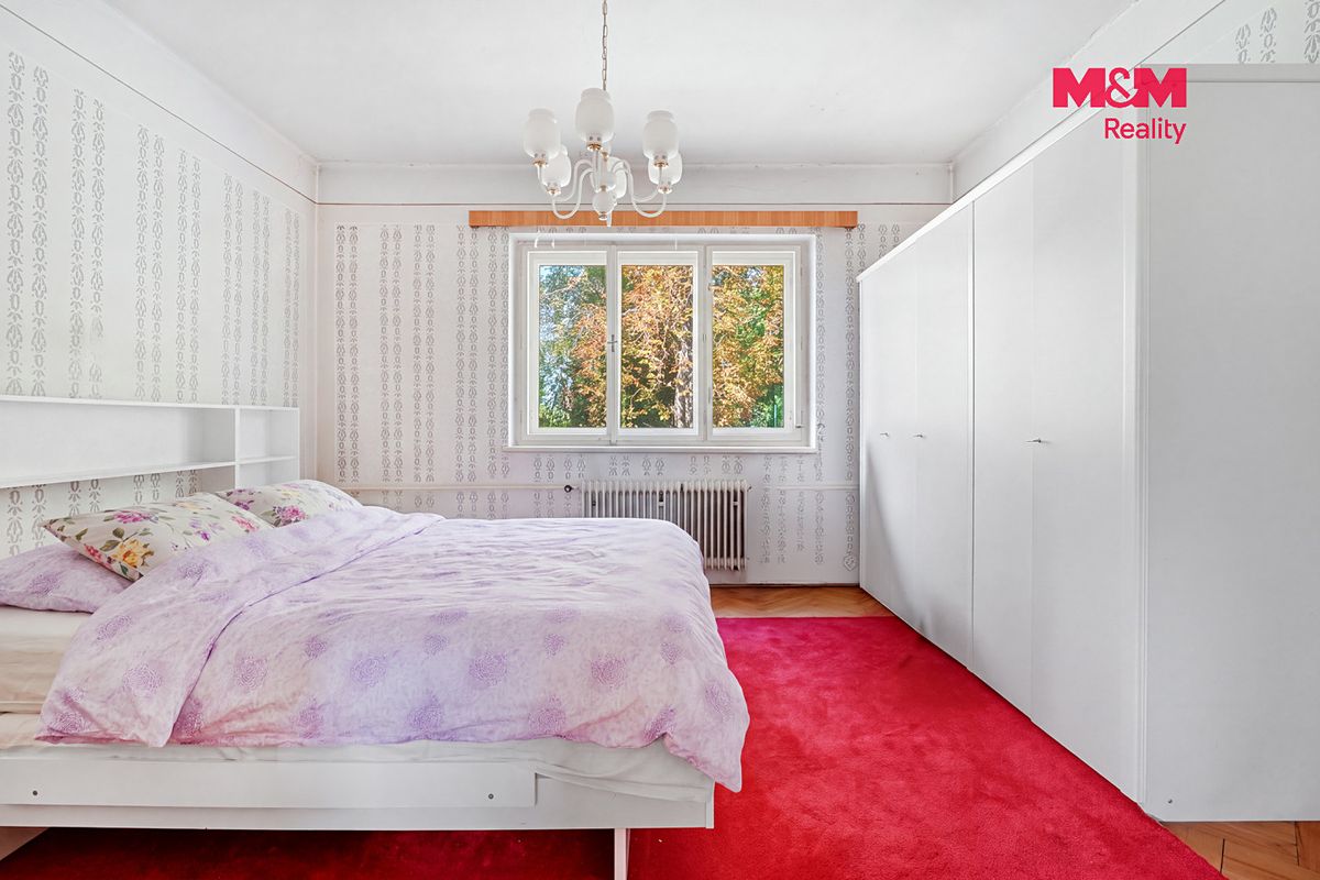 Prodej rodinného domu 150 m², pozemek 979 m² – fotografie 4
