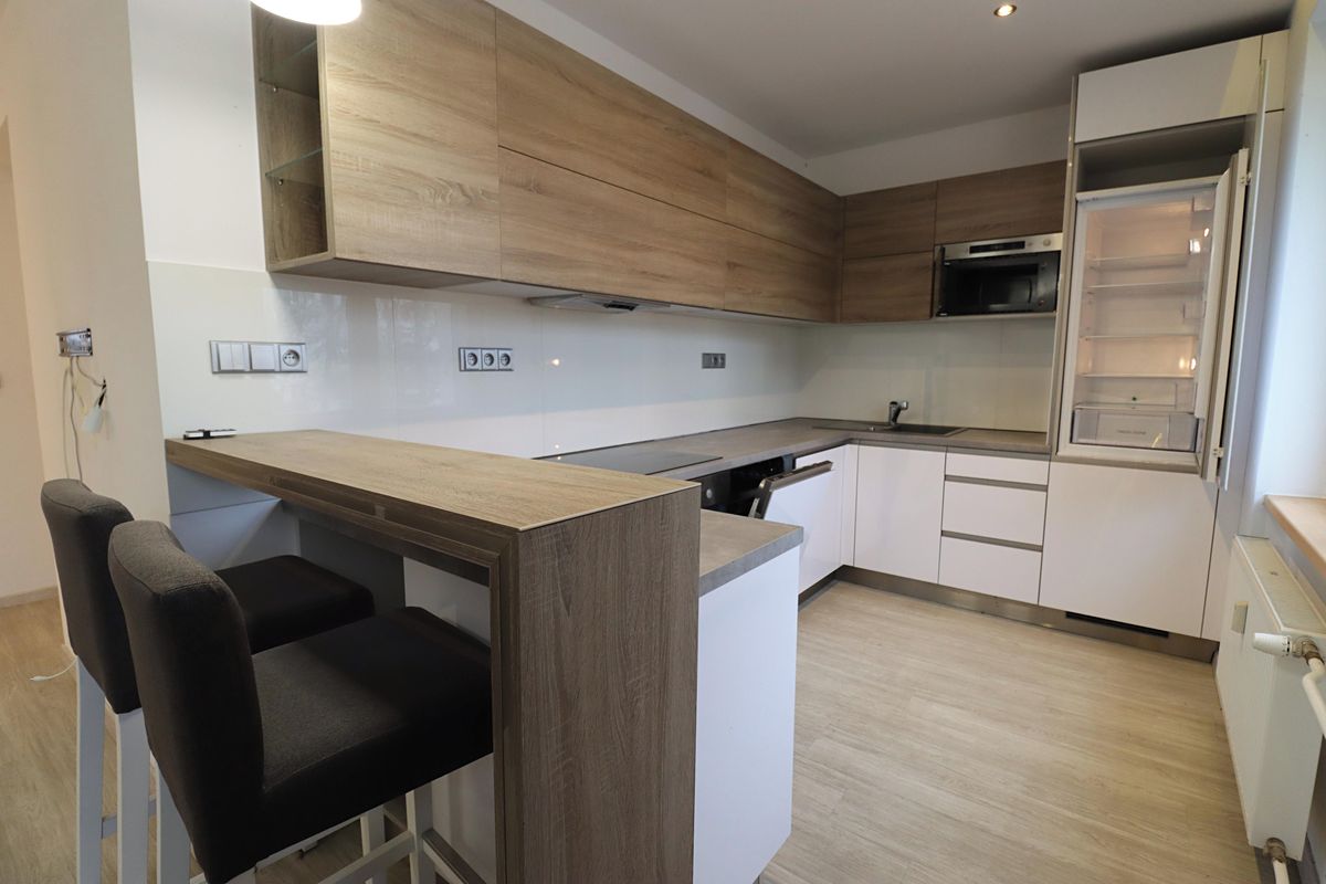 Pronájem bytu 2+kk 51 m² – fotografie 2