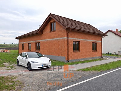 Будинок на продаж, 262 м² (2 з 4)