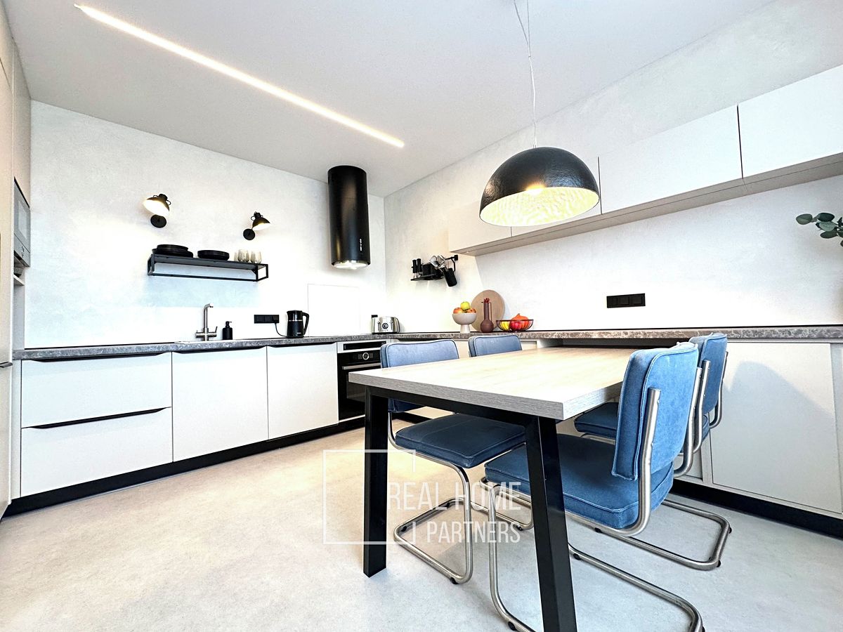 Pronájem bytu 3+kk 75 m² – fotografie 3