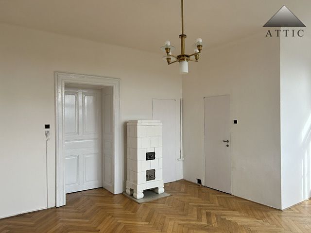 Pronájem bytu 2+kk 54 m² – fotografie 3