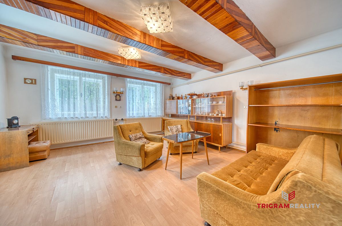 Prodej rodinného domu 85 m², pozemek 695 m² – fotografie 2