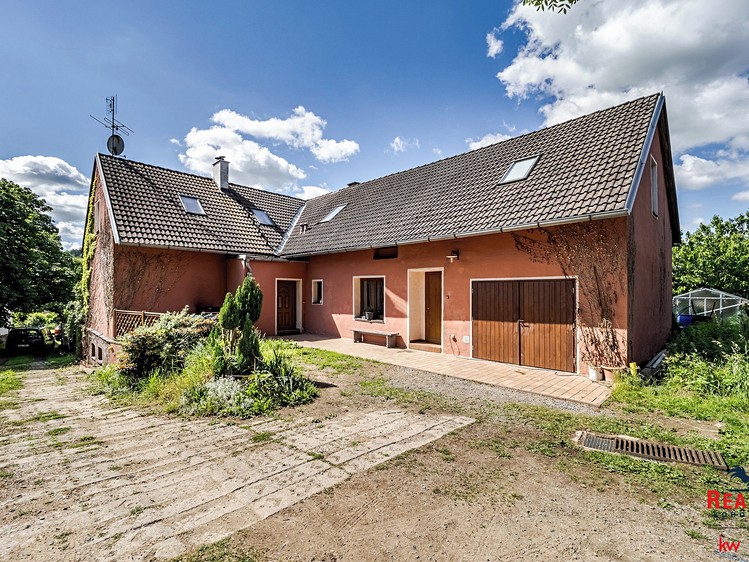 Будинок на продаж, 240 м² (1 з 39)