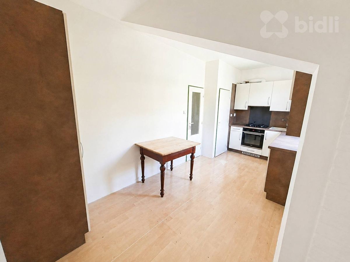 Pronájem bytu 5+1 150 m² – fotografie 3
