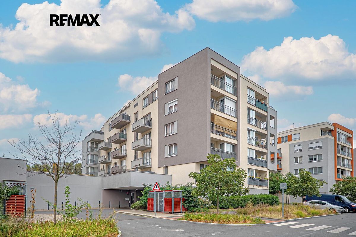 Pronájem bytu 1+kk 33 m²