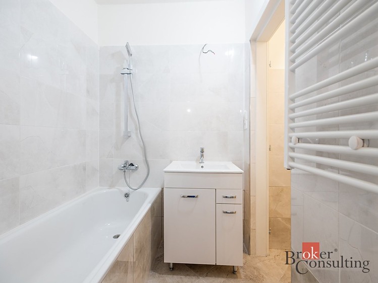 Prodej bytu 2+1, 62 m² (13 z 23)