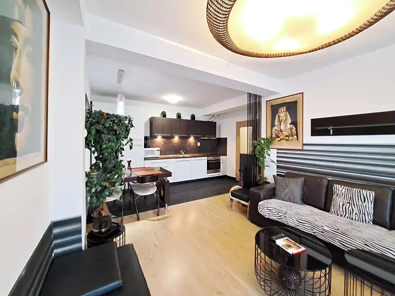 Pronájem bytu 2+kk 60 m², Zlín – náhled fotky 3