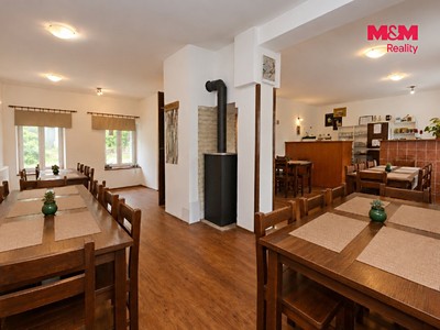 Комерційне приміщення на продаж, 198 м² (2 з 19)