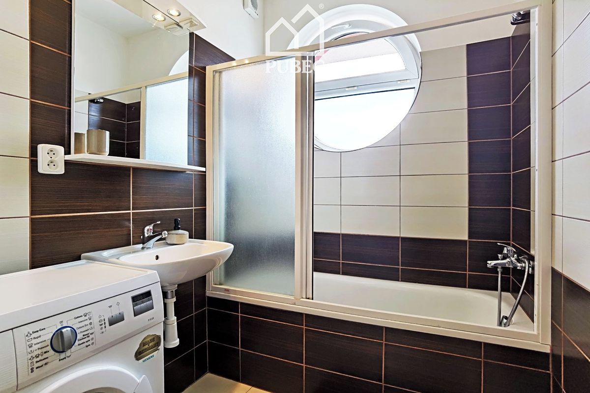 Pronájem bytu 2+kk 73 m² – fotografie 3