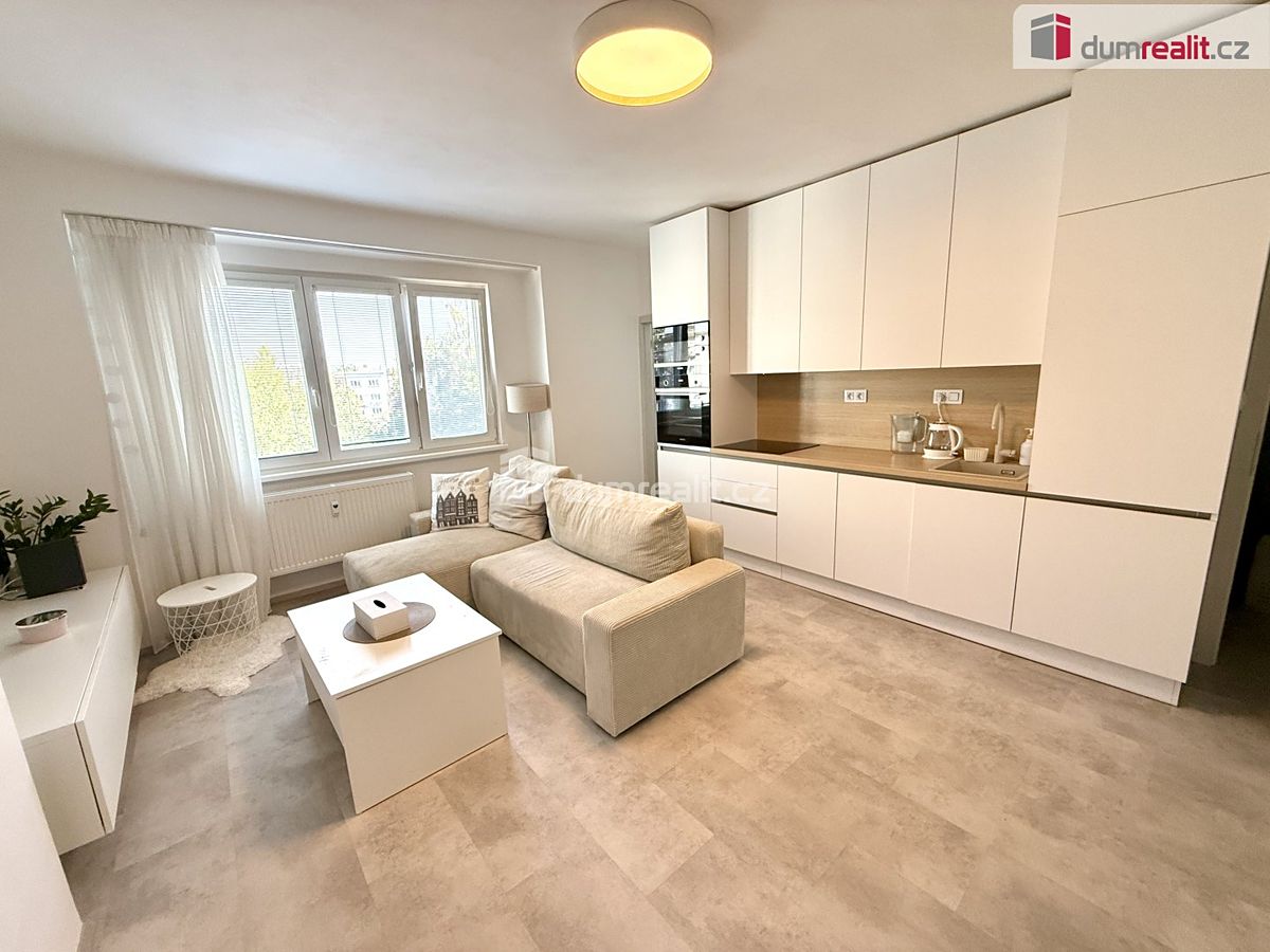 Pronájem bytu 2+kk 38 m²