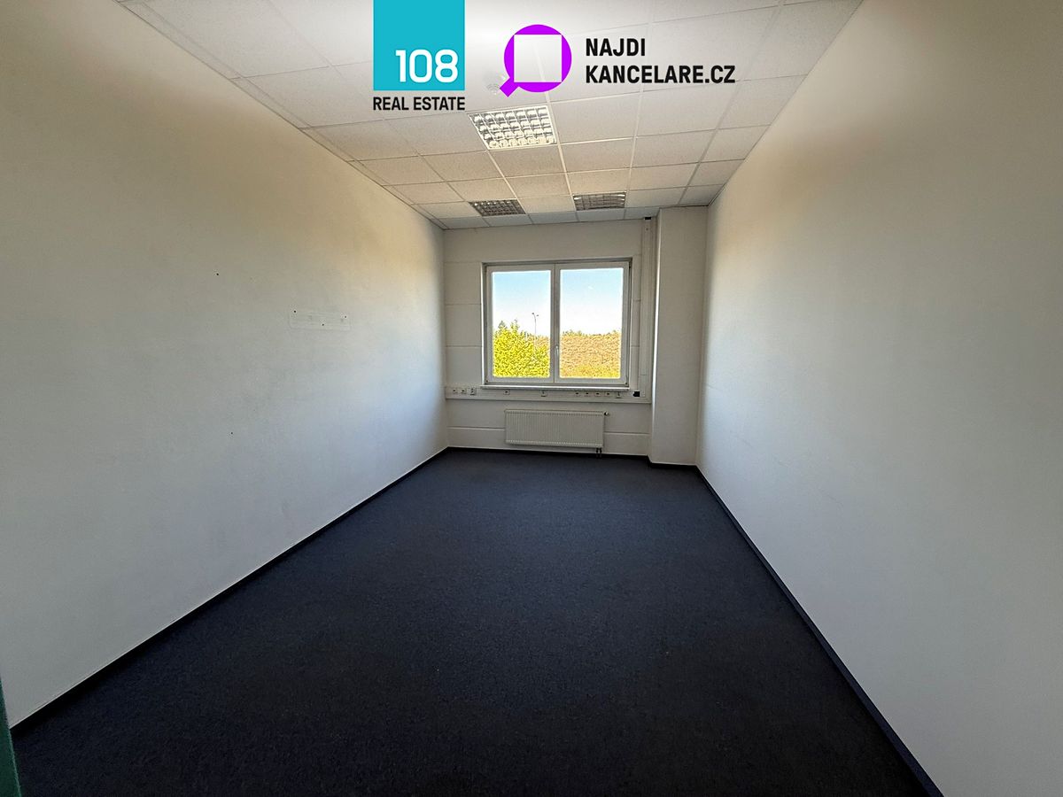Pronájem kanceláře 2000 m² – fotografie 5