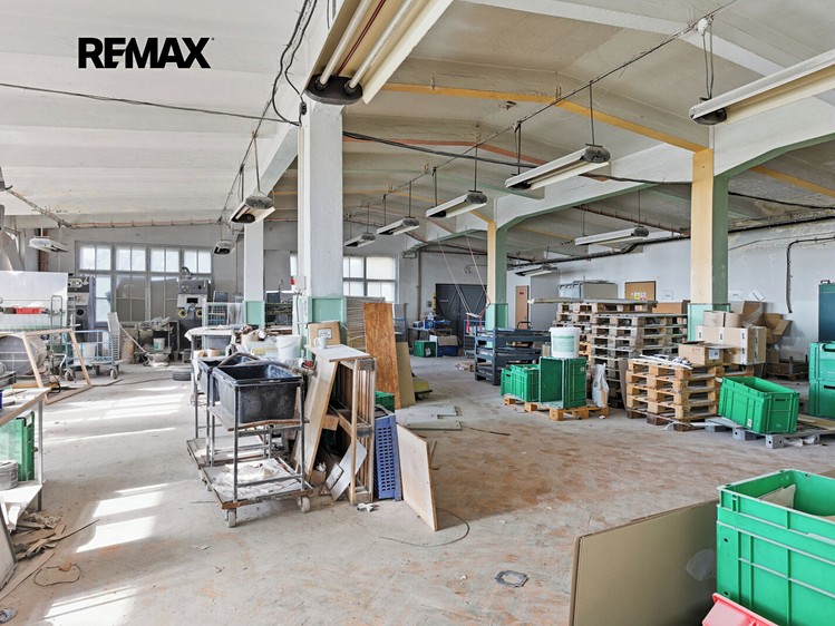 Prodej komerčního prostoru, 4 434 m² (14 z 19)