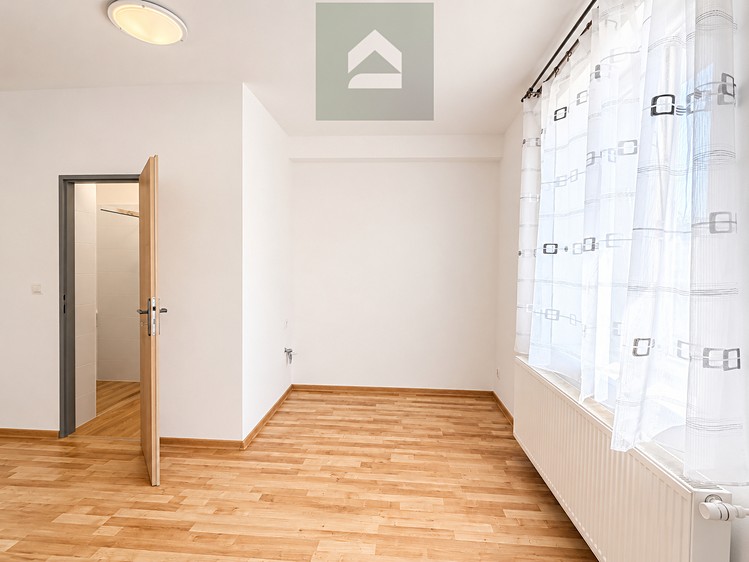 Будинок на продаж, 200 м² (25 з 44)