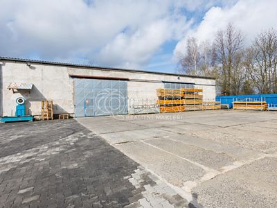 Pronájem skladového prostoru 529 m²