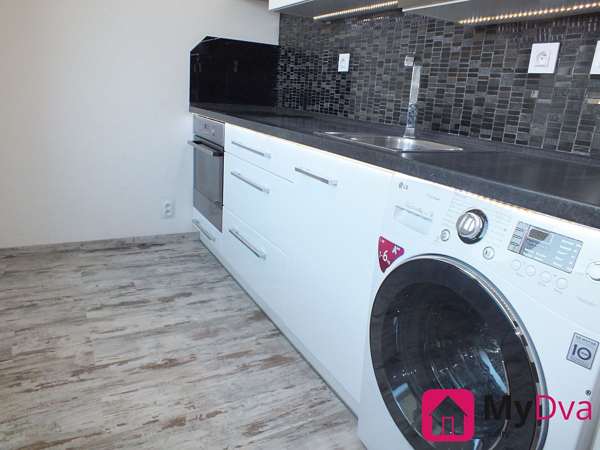 Pronájem bytu 1+1 32 m² – fotografie 2