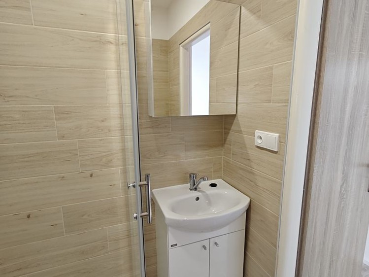 Квартира 3+1 в оренду, 72 м² (5 з 17)