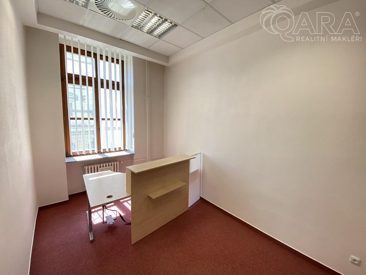 Pronájem kanceláře 14 m², Vyškov – fotka 1 z 3