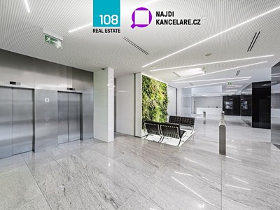 Pronájem komerčního prostoru, 773 m² (2 z 9)