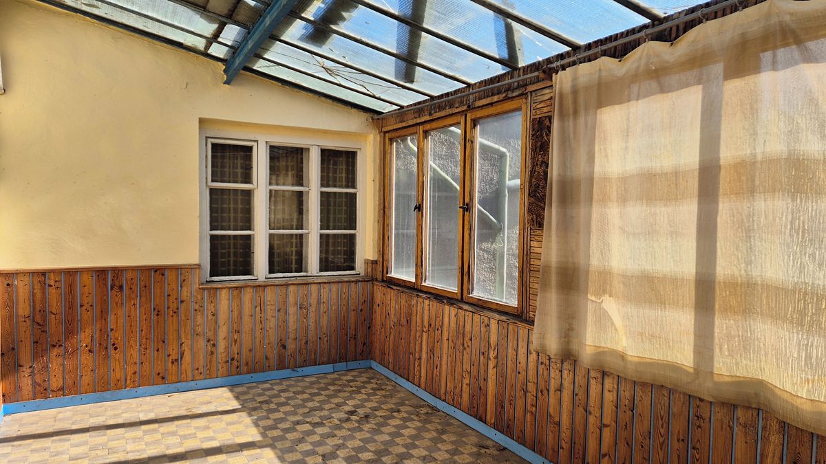 Prodej rodinného domu 316 m², pozemek 909 m² – fotografie 5