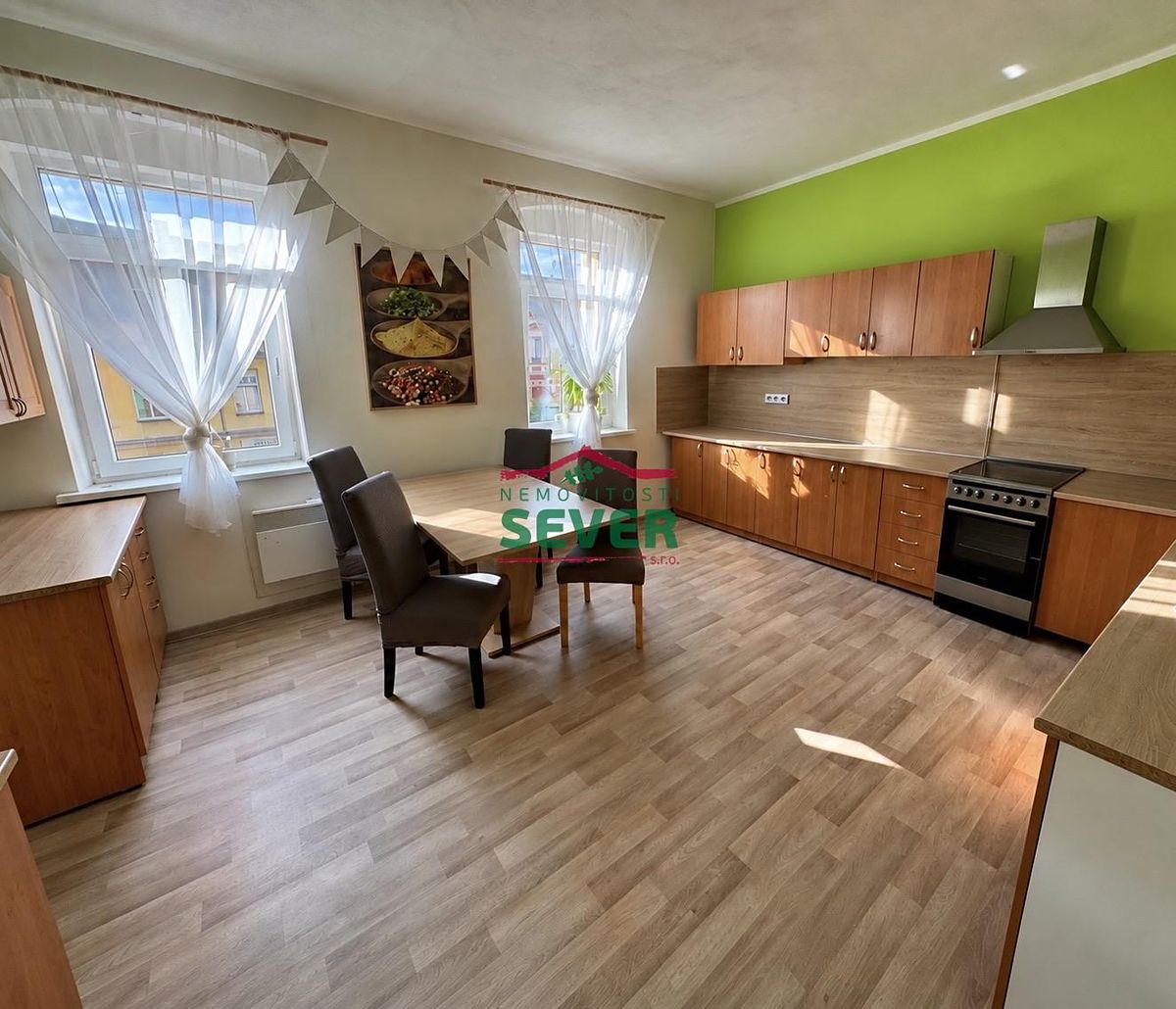 Prodej činžovního domu 571 m² – fotografie 3
