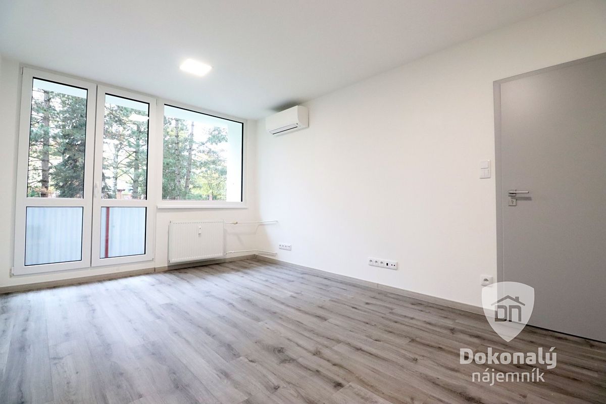 Pronájem bytu 2+1 64 m² – fotografie 2