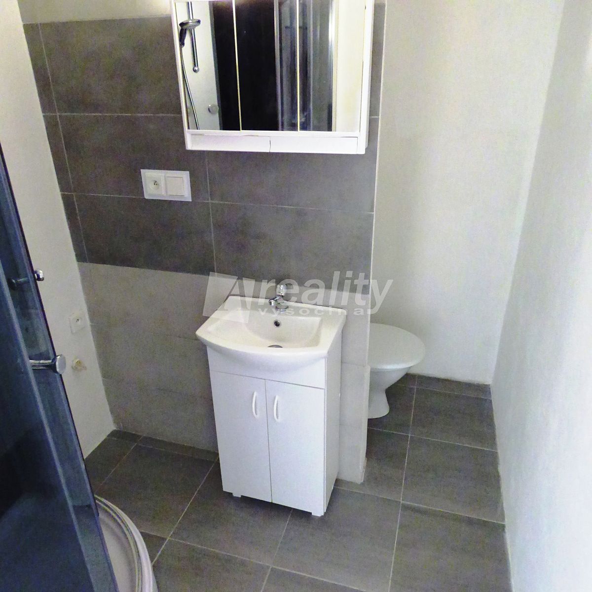 Pronájem bytu 1+1 35 m² – fotografie 4