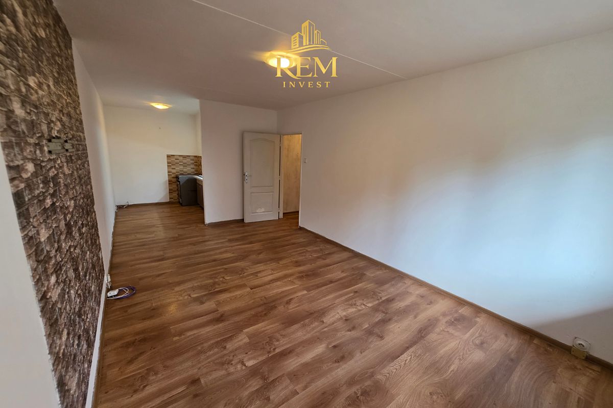 Pronájem bytu 2+kk 48 m² – fotografie 3