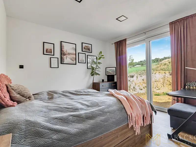 Prodej rodinného domu 178 m², pozemek 808 m², Brnířov – náhled fotky 1