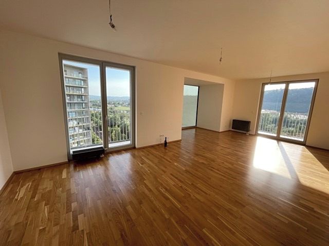 Pronájem bytu 2+kk 70 m² – fotografie 3