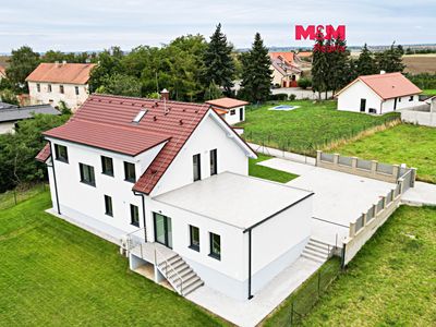 Prodej rodinného domu 248 m², pozemek 1542 m²