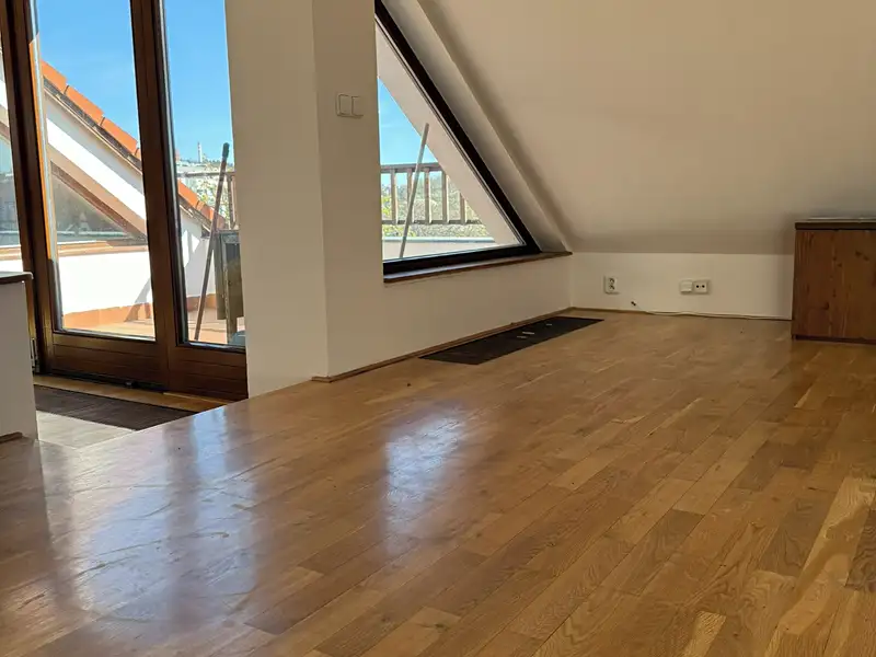 Pronájem bytu 4+1 156 m², Praha – náhled fotky 2