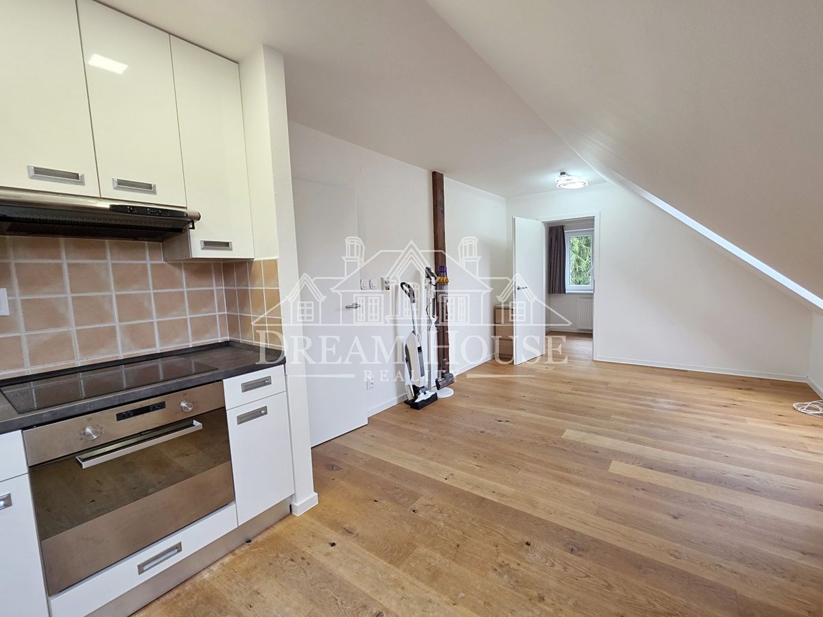 Prodej bytu 4+kk 84 m² – fotografie 2
