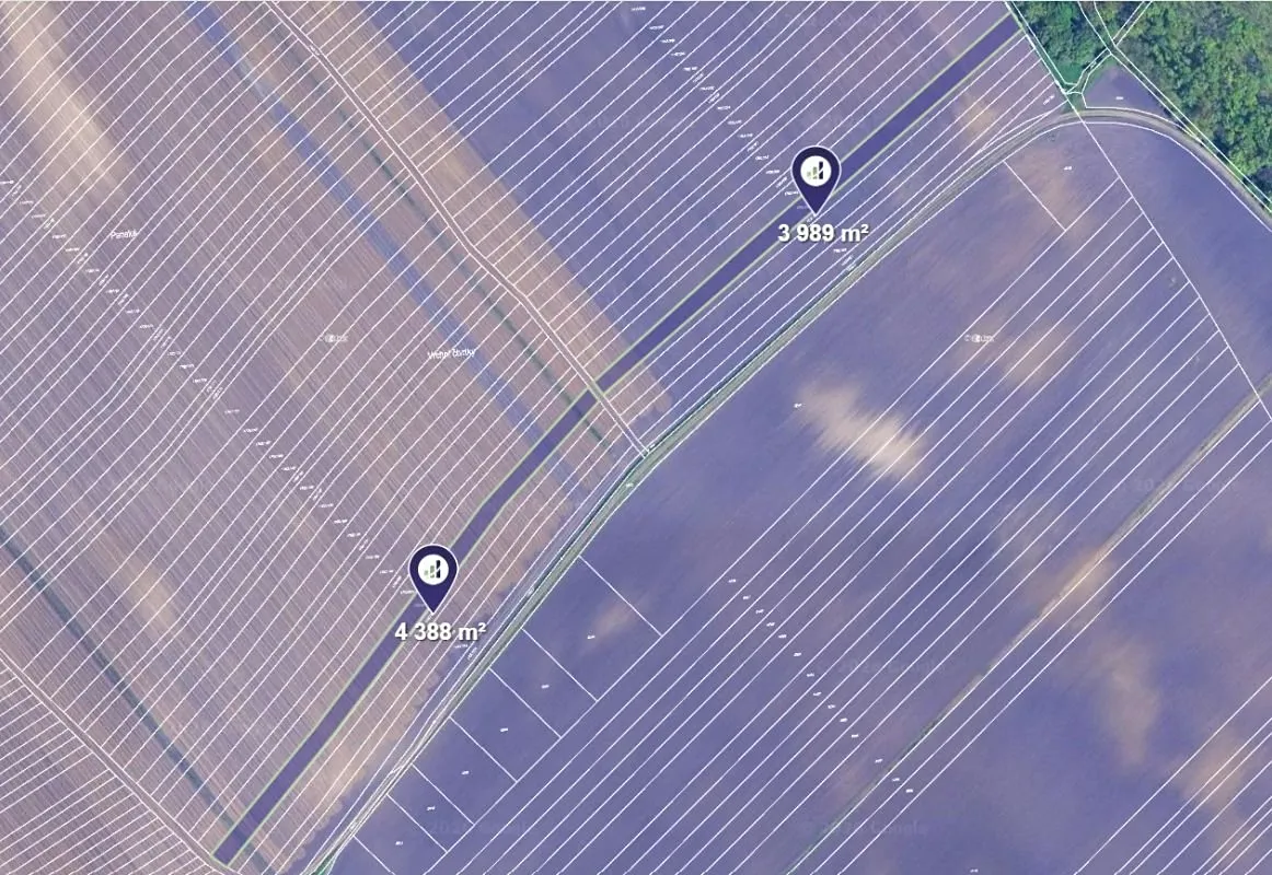 Prodej pole 8377 m²