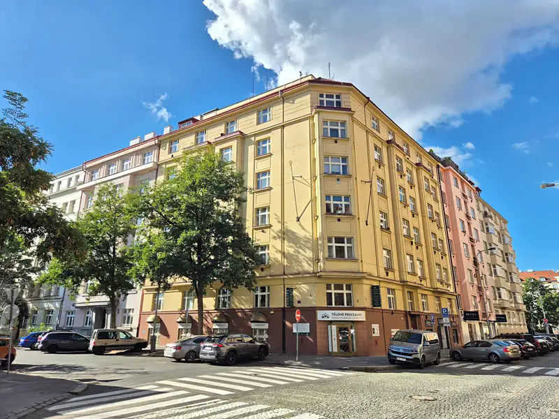 Prodej bytu 2+kk 62 m², Praha – náhled fotky 1