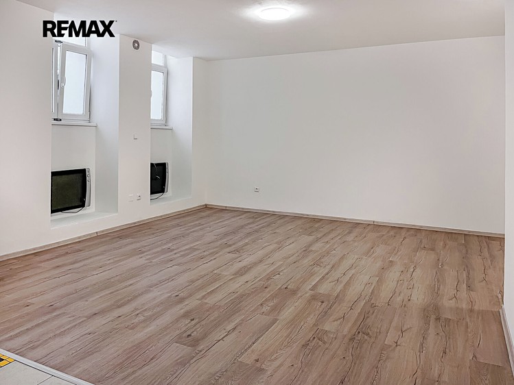 Wohnung 1+kk zum Kauf, 37 m² (5 von 13)