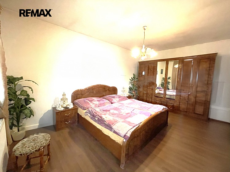 Будинок на продаж, 450 м² (8 з 16)