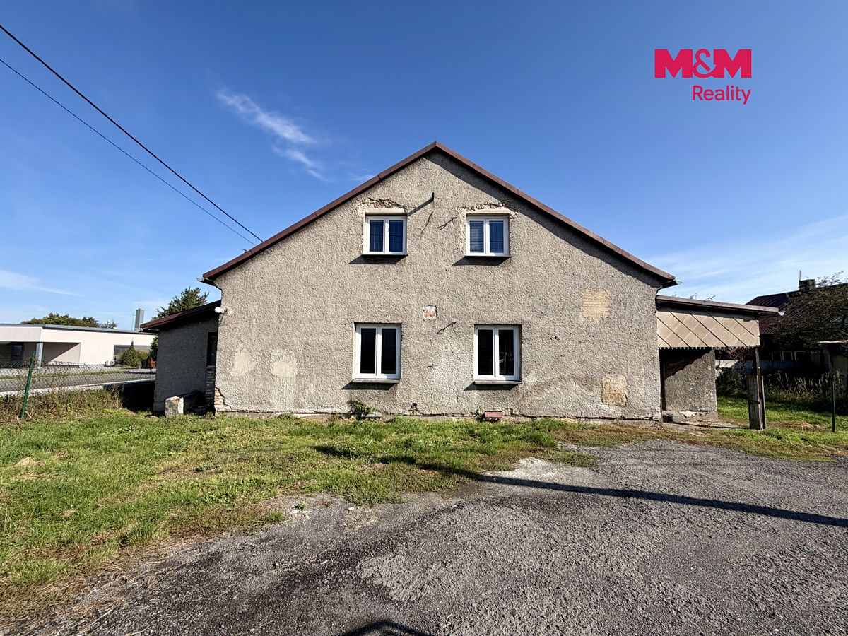 Prodej rodinného domu 183 m², pozemek 430 m² – fotografie 2