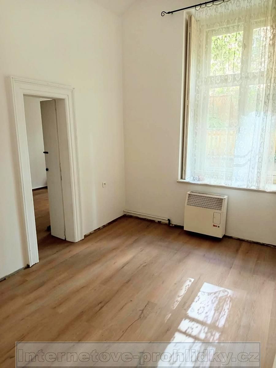 Pronájem bytu 2+kk 45 m²