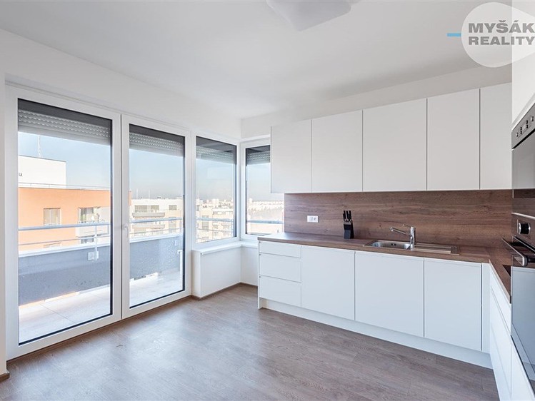 Wohnung 3+kk zur Miete, 80 m² (1 von 33)