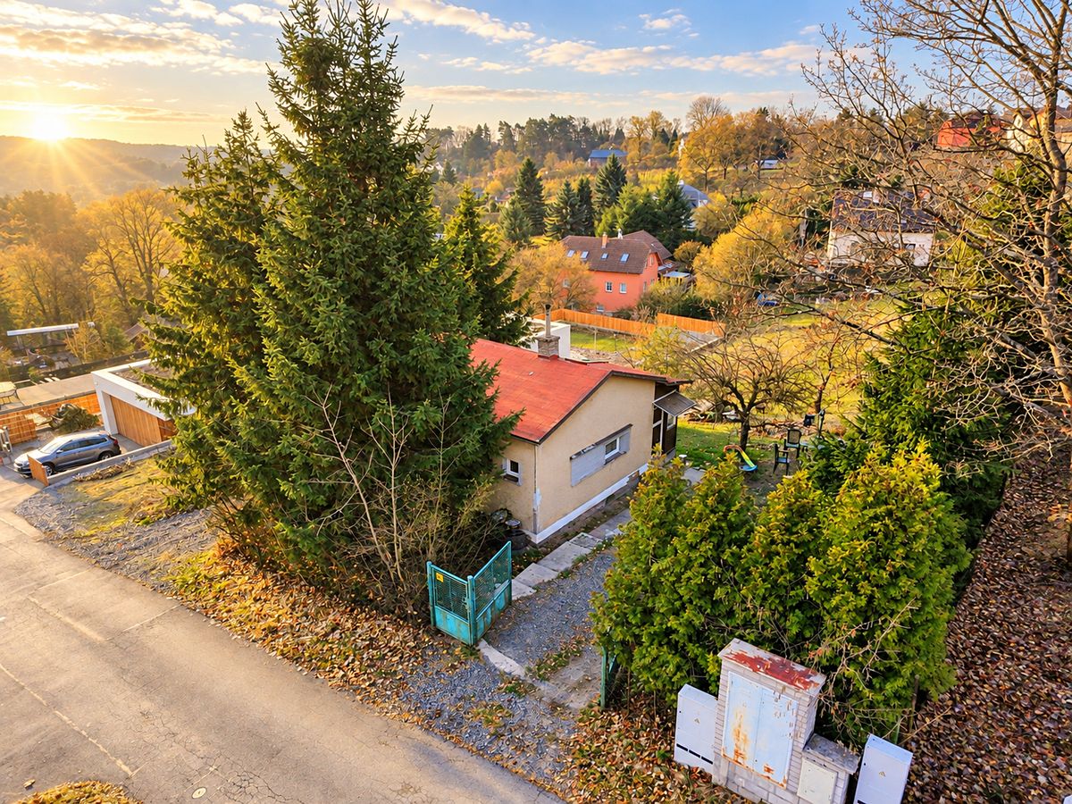 Prodej stavebního pozemku 778 m² – fotografie 4