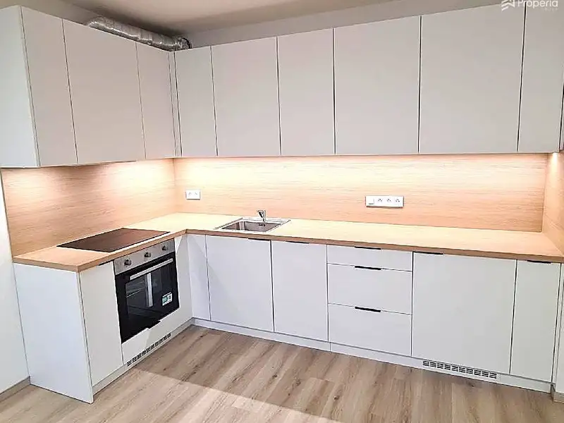 Pronájem bytu 1+kk 33 m², Brno – náhled fotky 2