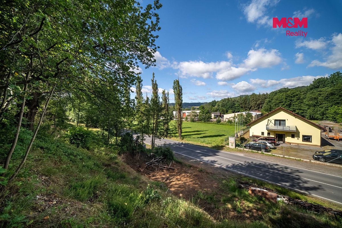 Prodej stavebního pozemku 1168 m² – fotografie 2