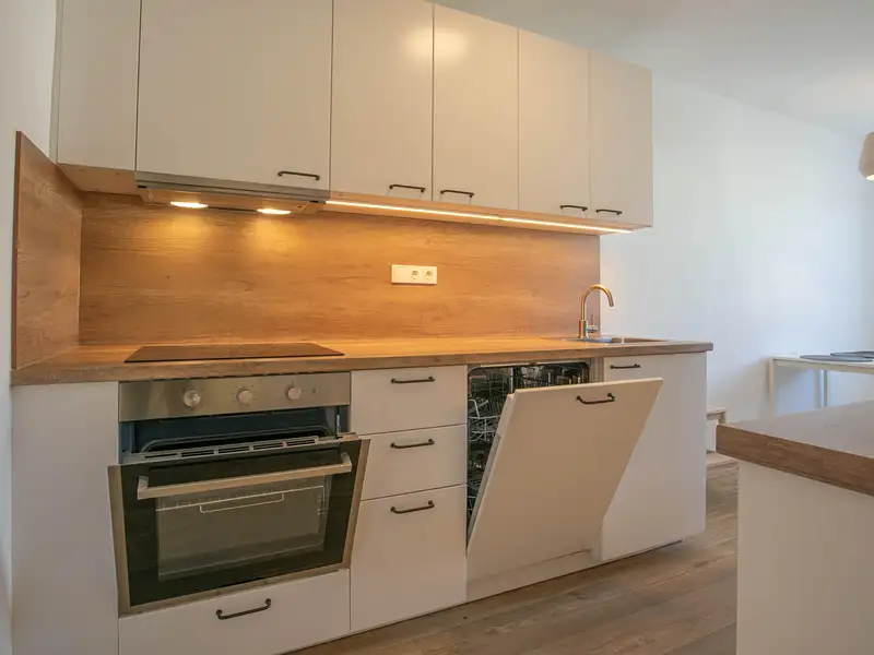 Pronájem bytu 3+1, 83 m², Praha 3, Praha