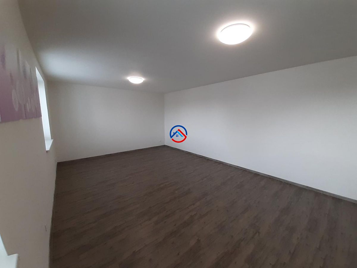 Pronájem bytu 1+kk 42 m² – fotografie 5