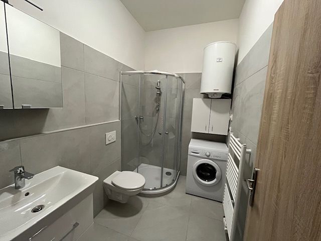 Pronájem bytu 2+kk 40 m² – fotografie 4
