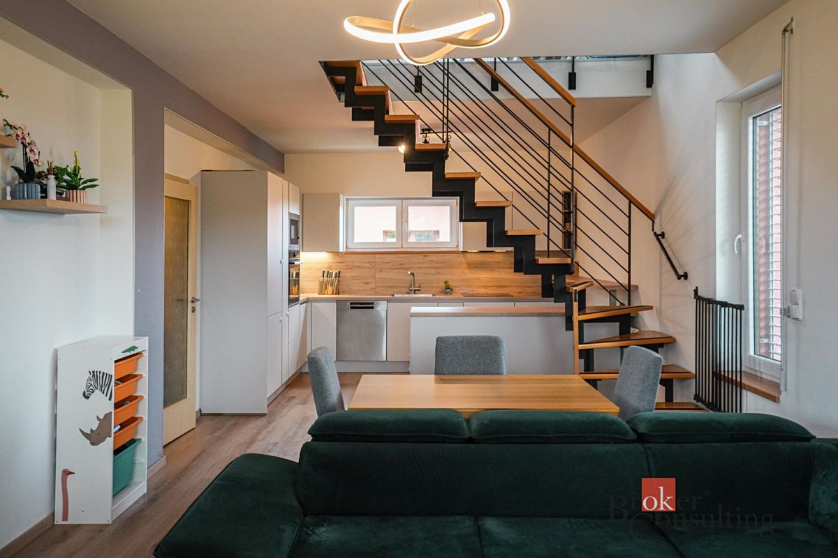 Prodej bytu 4+kk 111 m² – fotografie 2