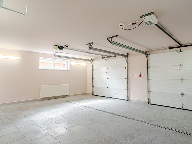 Pronájem domu, 241 m² (30 z 63)