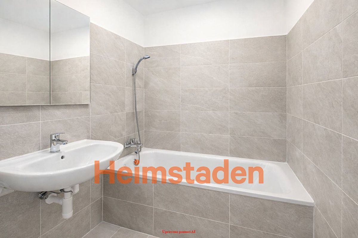 Pronájem bytu 2+1 49 m² – fotografie 4