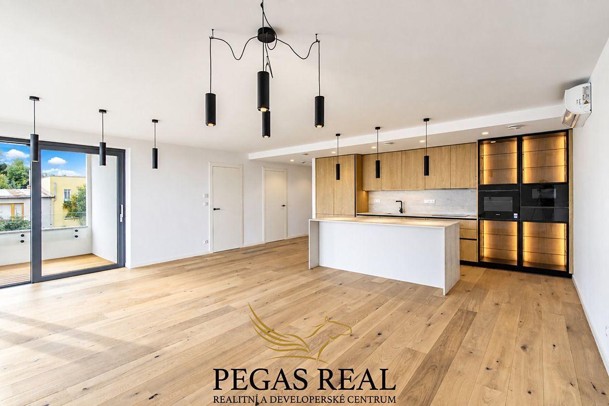 Prodej bytu 4+kk 131 m²