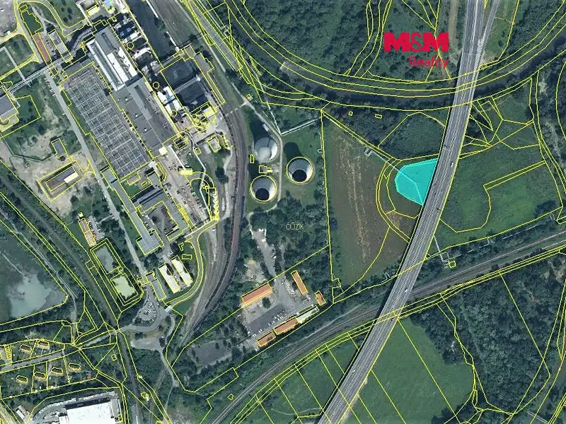 Prodej louky 3378 m², Ostrava – náhled fotky 1